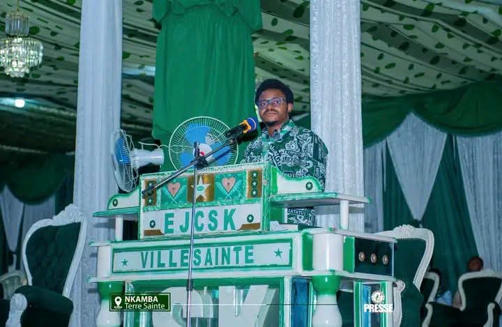 Dr Lohanga Konga Jospin l'ambassadeur itinérant salue l'accomplissement d'une prophétie à Nkamba Nouvelle Jérusalem ville sainte avec la visite historique du gouverneur de la Tshopo