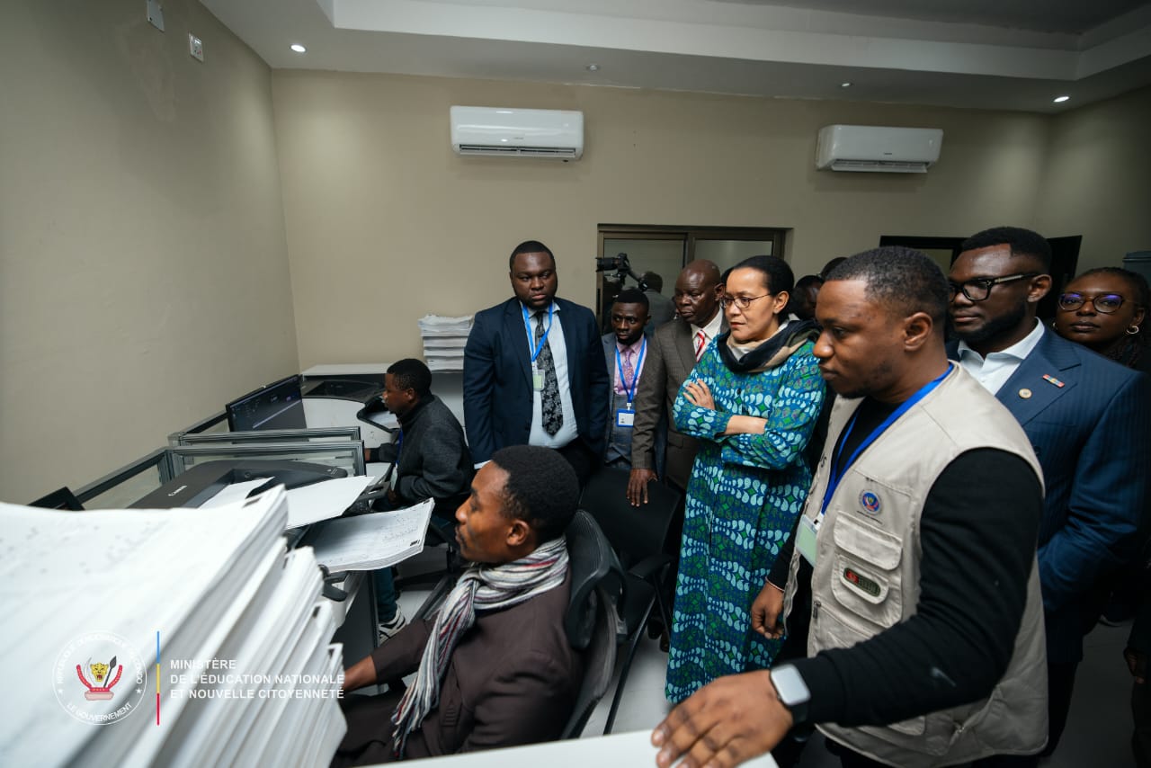 Examen d’Etat 2026 : Raïssa Malu lance les opérations de scannage des items à Lubumbashi !