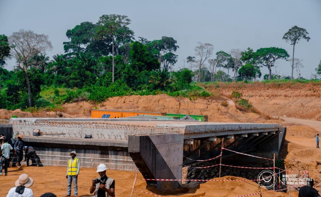 RDC : Le gouvernement presse l’accélération des travaux entre Tshikapa et Kananga